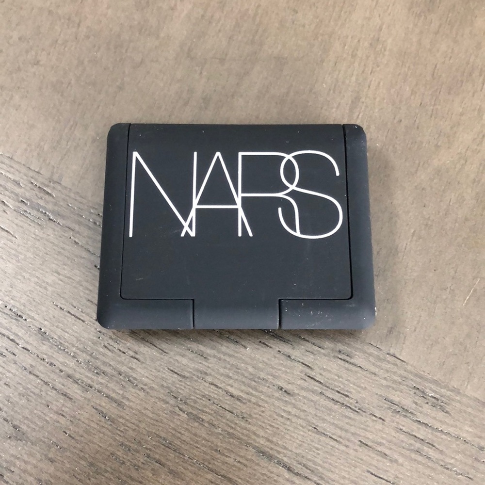 ⭐️NARS Bronzer - Picture 2 of 5